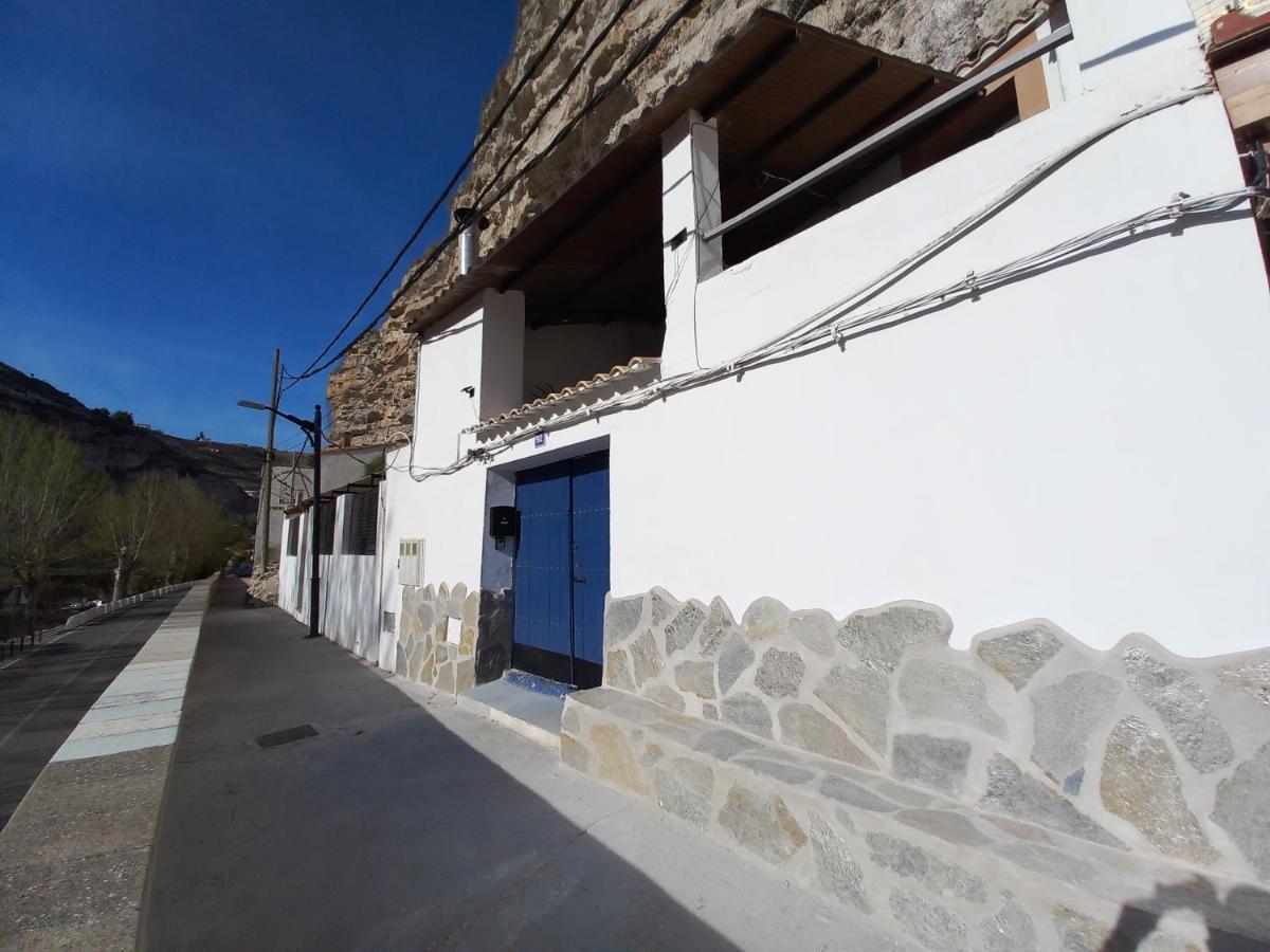 Vila Casa Cueva El Porton Alcala del Jucar Exteriér fotografie
